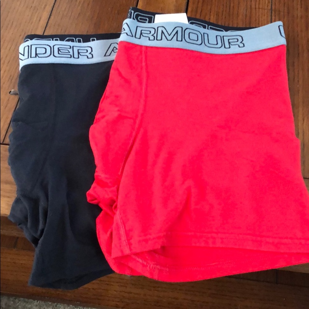 Men’s Under Armour boxer briefs